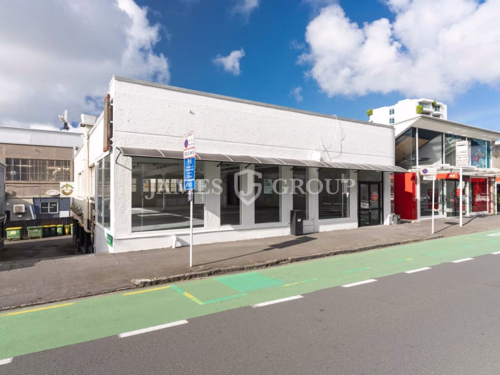 Unbeatable Exposure On Newmarket’s Main Strip