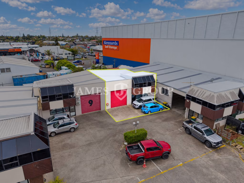 Immaculate Industrial Unit | 180m²