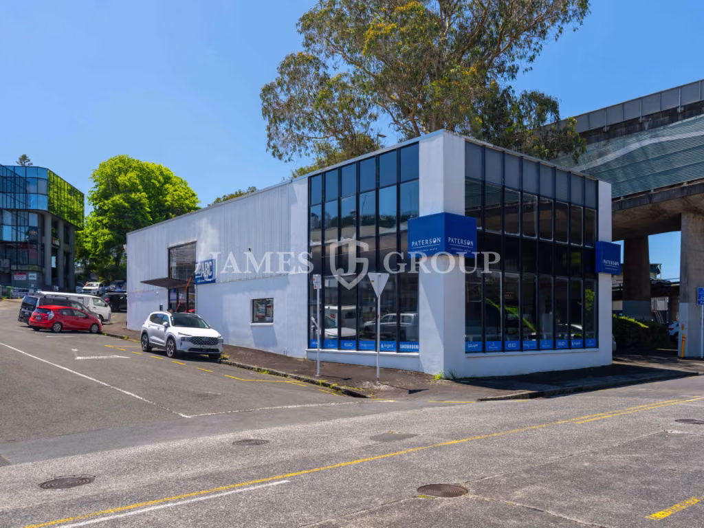 Rare City Fringe Showroom Opportunity