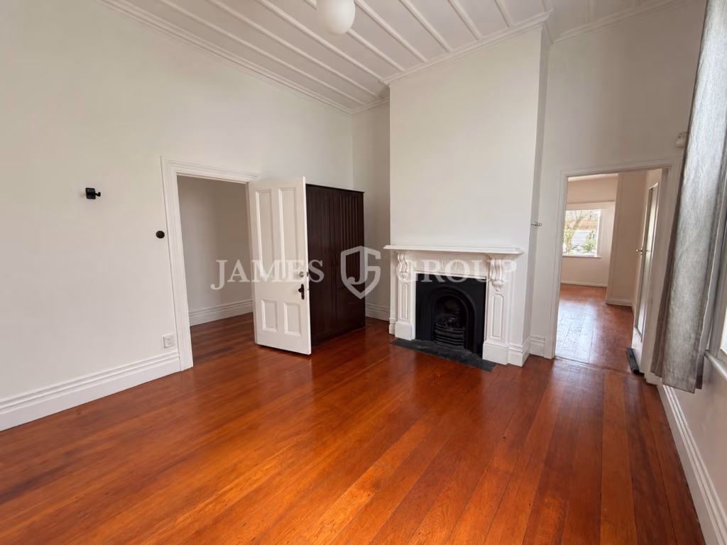 Character Villa In Sought-after Ponsonby