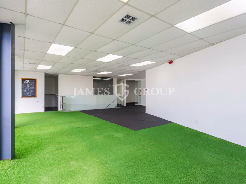 Versatile Eden Terrace Industrial Space
