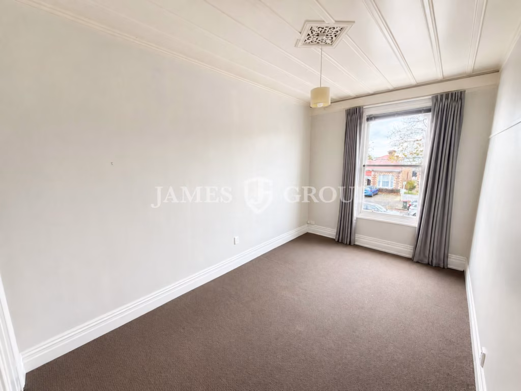 Character Live/work Space In Prime Herne Bay