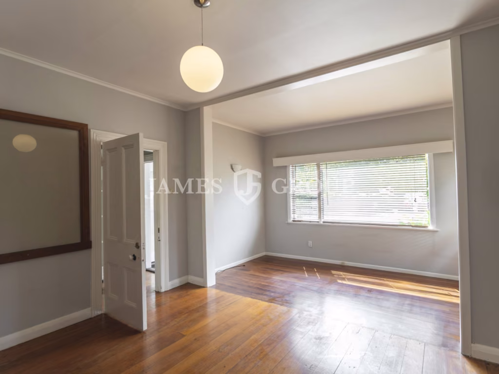 Rare Character Villa On Jervois Road