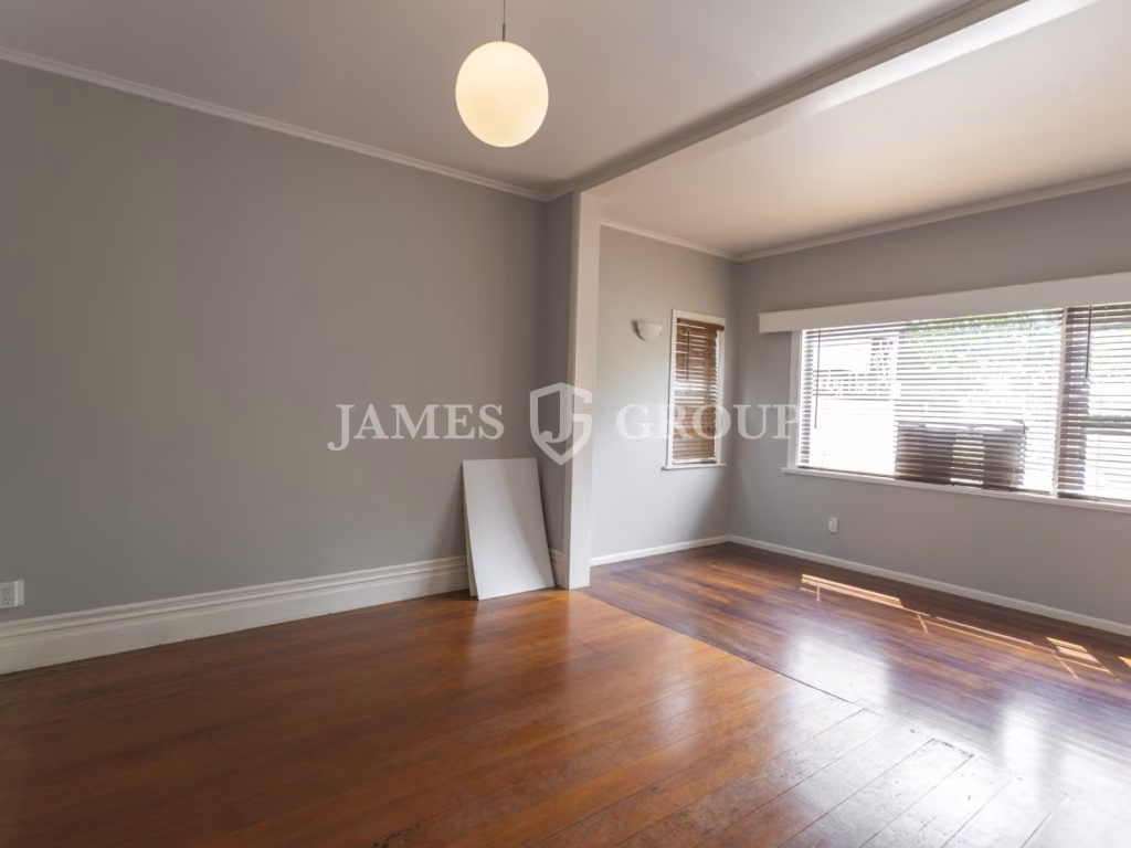 Rare Character Villa On Jervois Road