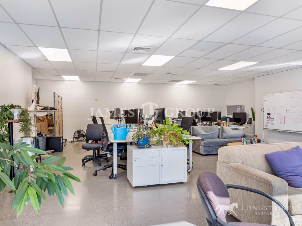 Premium Newmarket Office With Shared Amenities