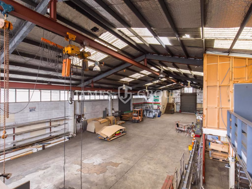 Versatile Industrial With Dual Yard And Gantry