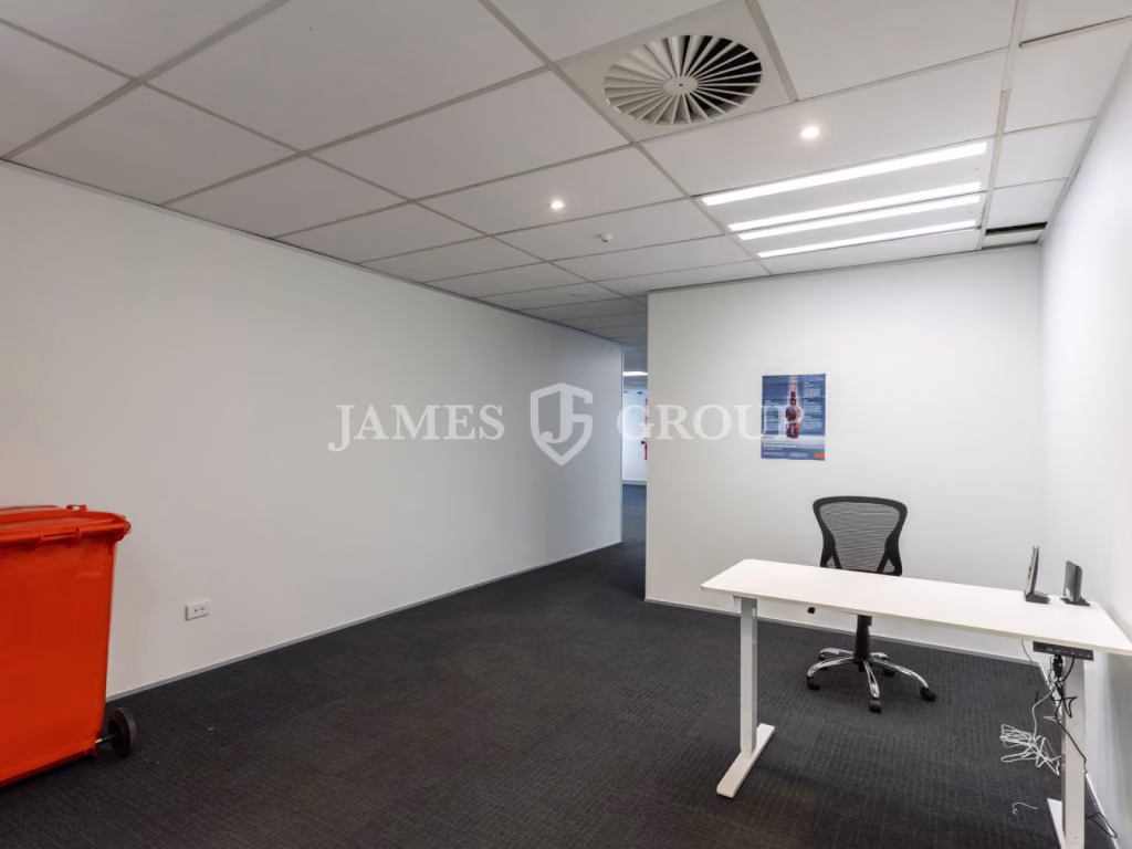 Prime Office Space + High Exposure | 985sqm