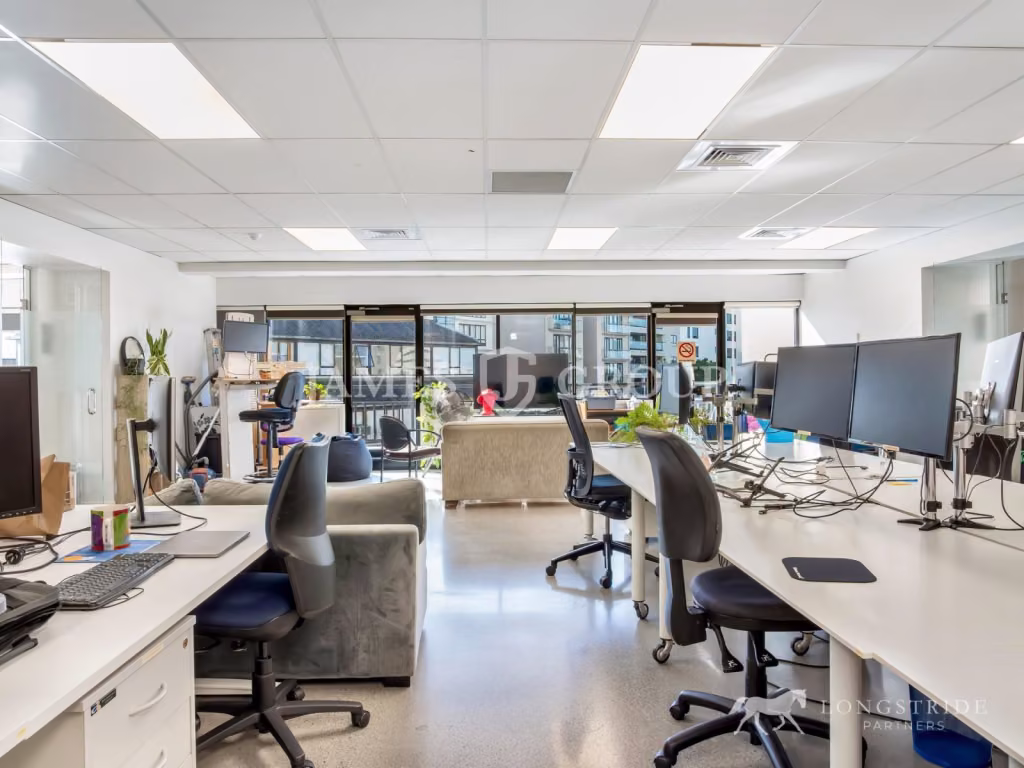 Premium Newmarket Office With Shared Amenities
