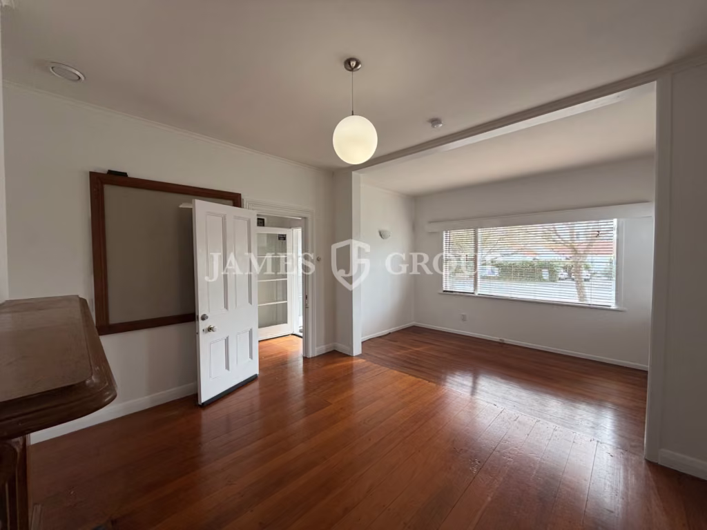 Affordable Character Villa / Live Work