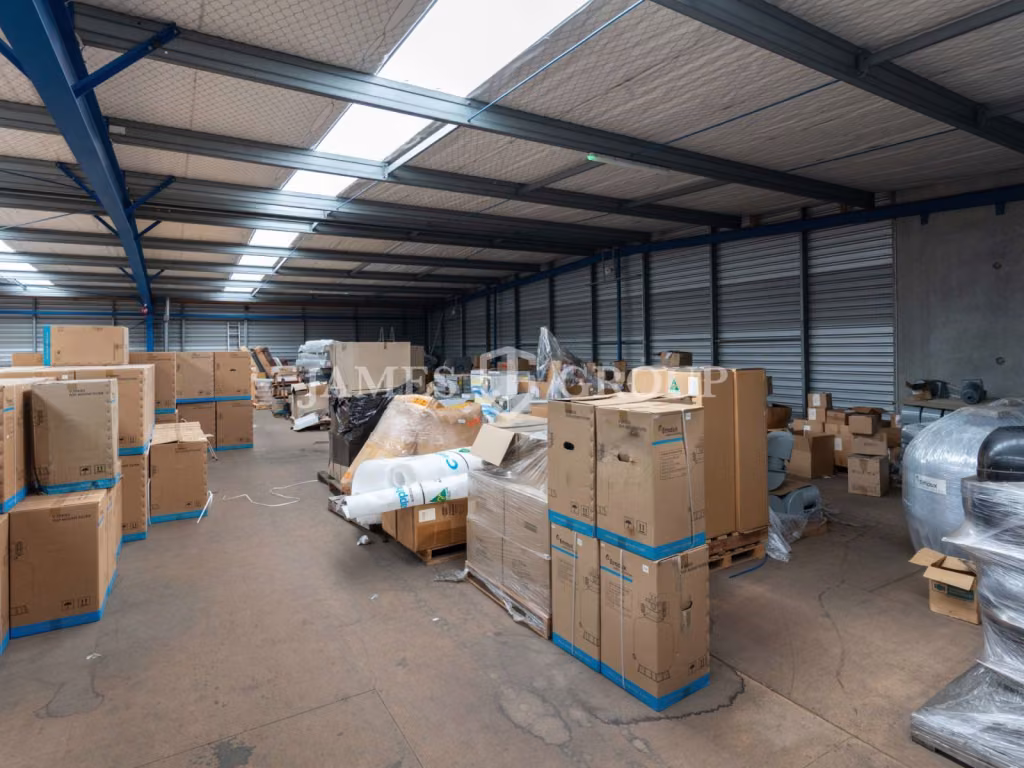 Maximum Exposure | Corner Industrial With Yard