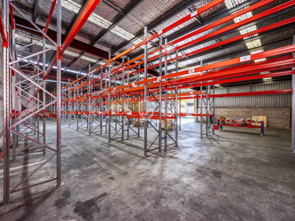 Medium Stud Industrial With Maf-approved Yard