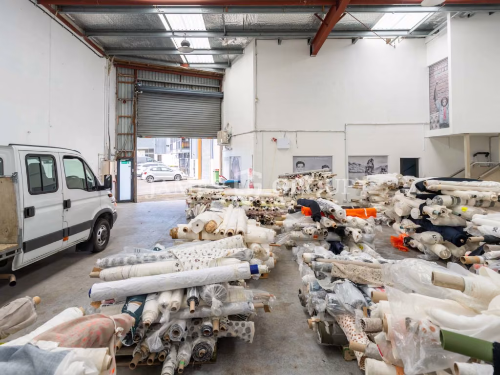 Versatile Eden Terrace Industrial Space