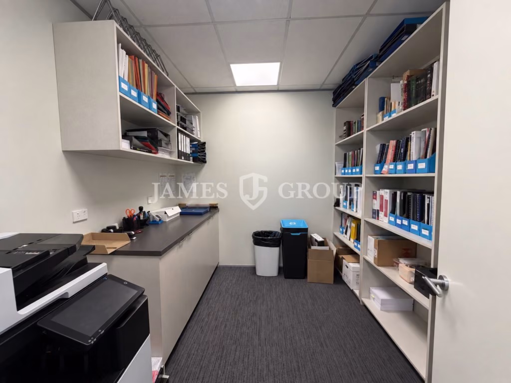 Bright Parnell Office With Views