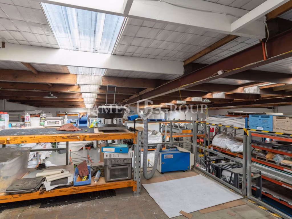 Visible From Cavendish Drive | Container Friendly