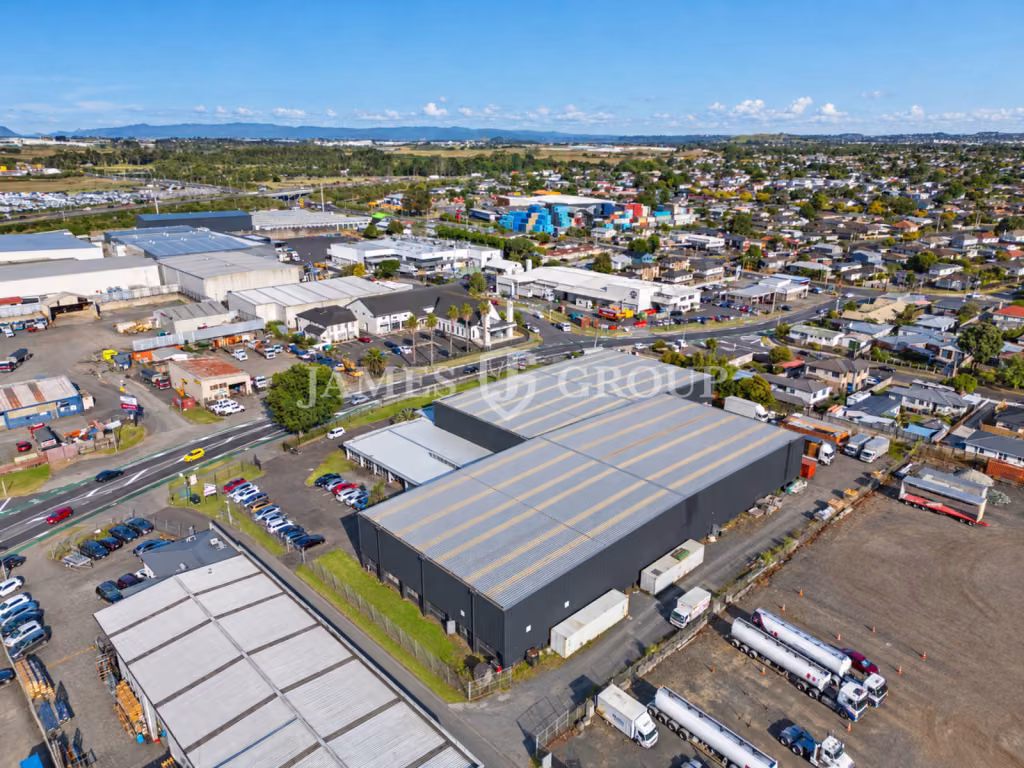 5,125m² Industrial Facility | Drive-around Access