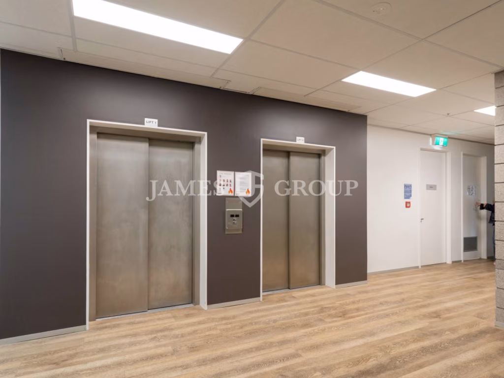Freshly Refurbished 680m² Cbd Office