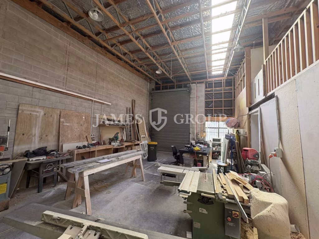 Quality Industrial In Prime Location | 320m²