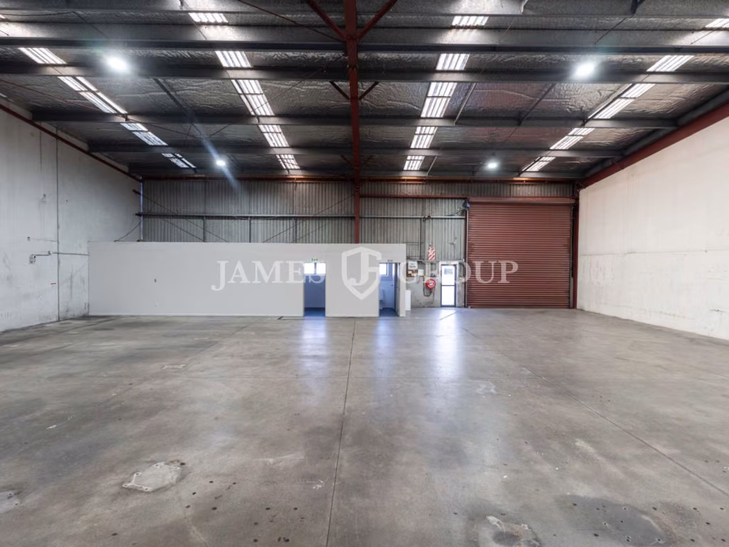 Rear Warehouse With Secure Yard