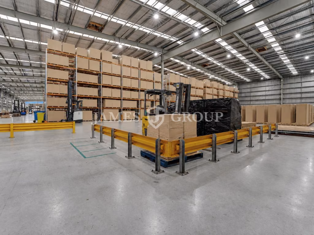 10,213m² High-stud Warehouse In Airport Precinct