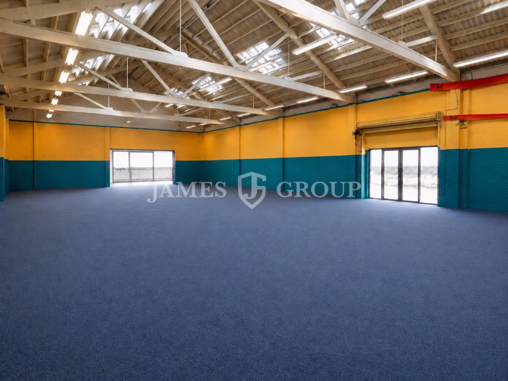 390m² Retail Sublease On Beaumont Street