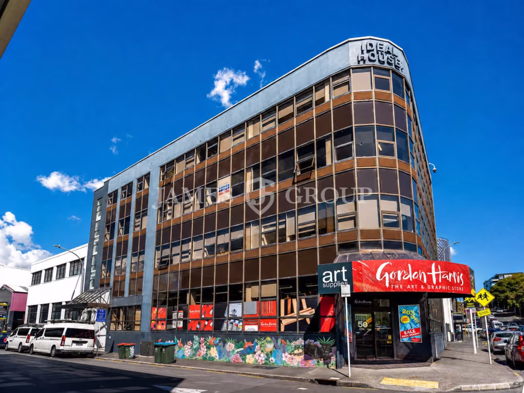 Top Floor Office – Heart Of Newmarket