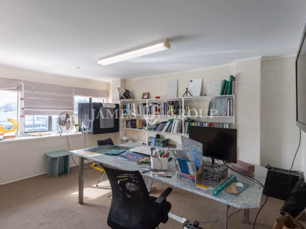 Visible From Cavendish Drive | Container Friendly