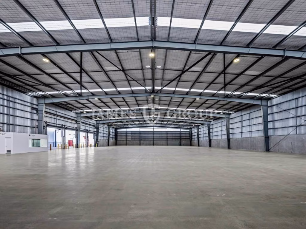 A-grade Industrial | 1,500sqm Yard | M20 Business