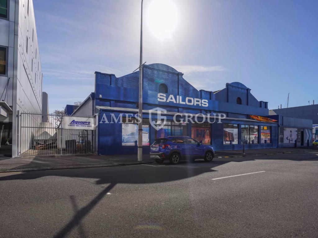 390m² Retail Sublease On Beaumont Street