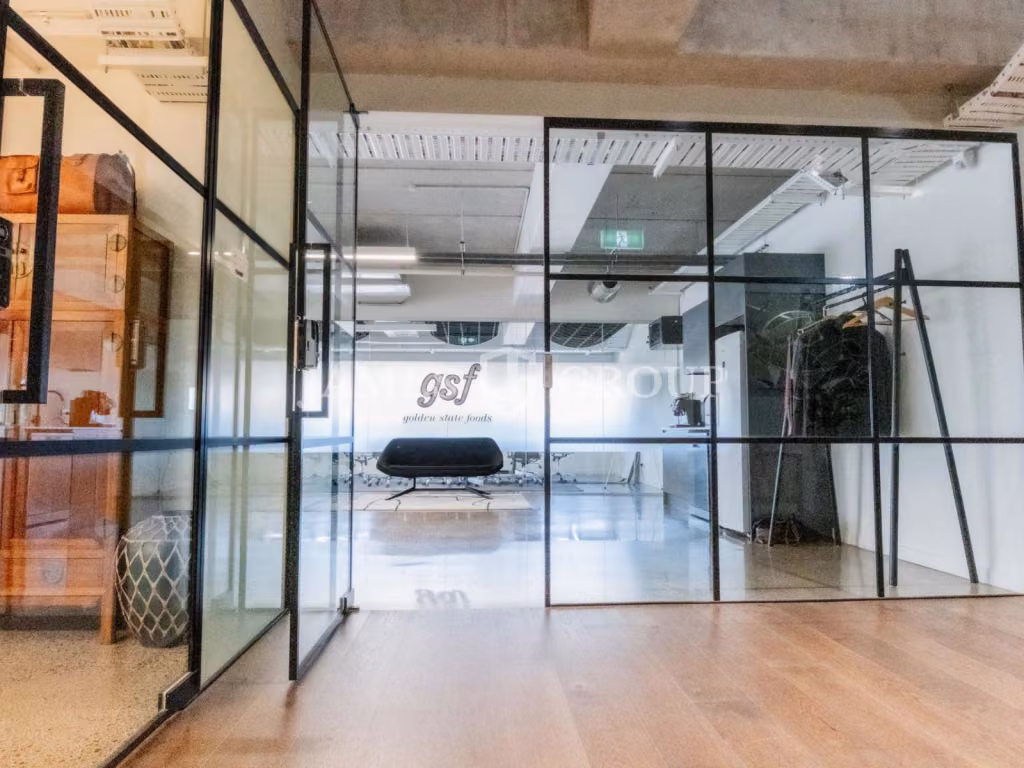 Light-filled Parnell Office With Flexible Space