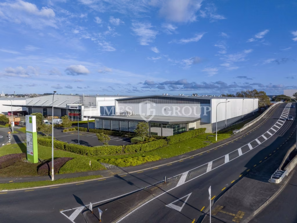 A-grade Industrial | 1,500sqm Yard | M20 Business