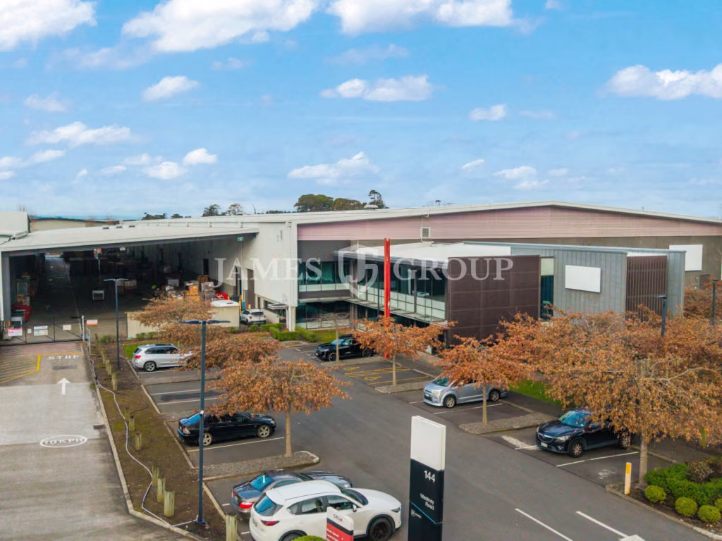 10,213m² High-stud Warehouse In Airport Precinct