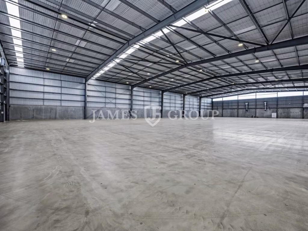 A-grade Industrial | 1,500sqm Yard | M20 Business