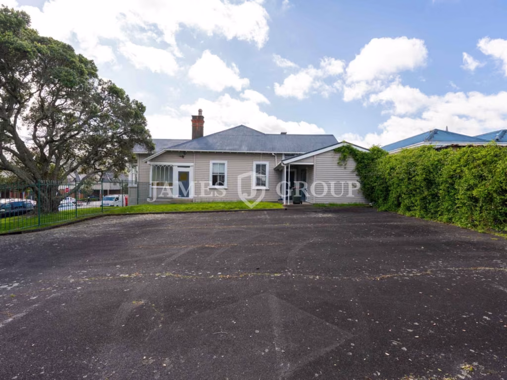 High-profile Standalone Villa – Develop Or Occupy