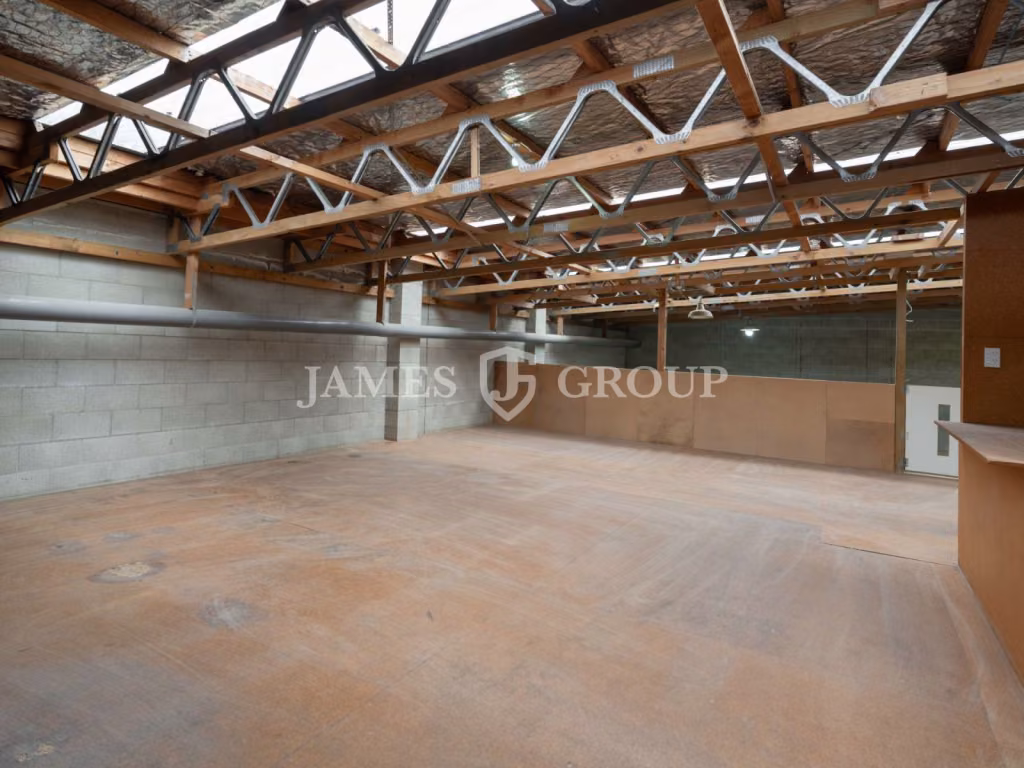 Quality Industrial In Prime Location | 320m²