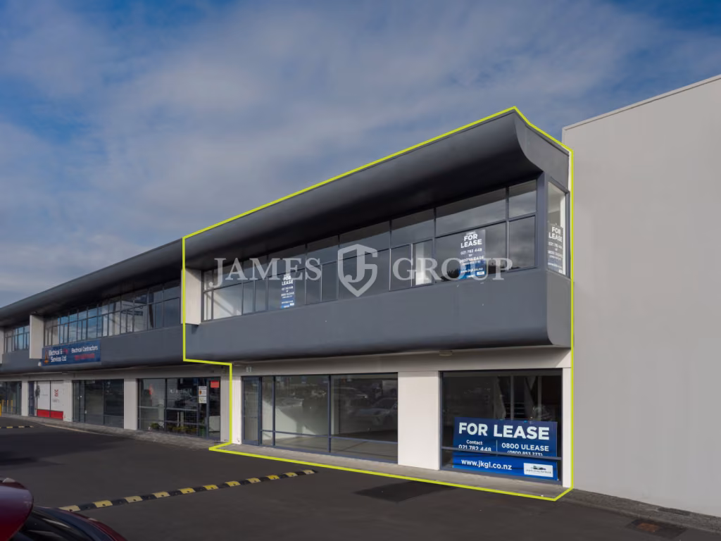 Prime Great South Road Showroom Opportunity