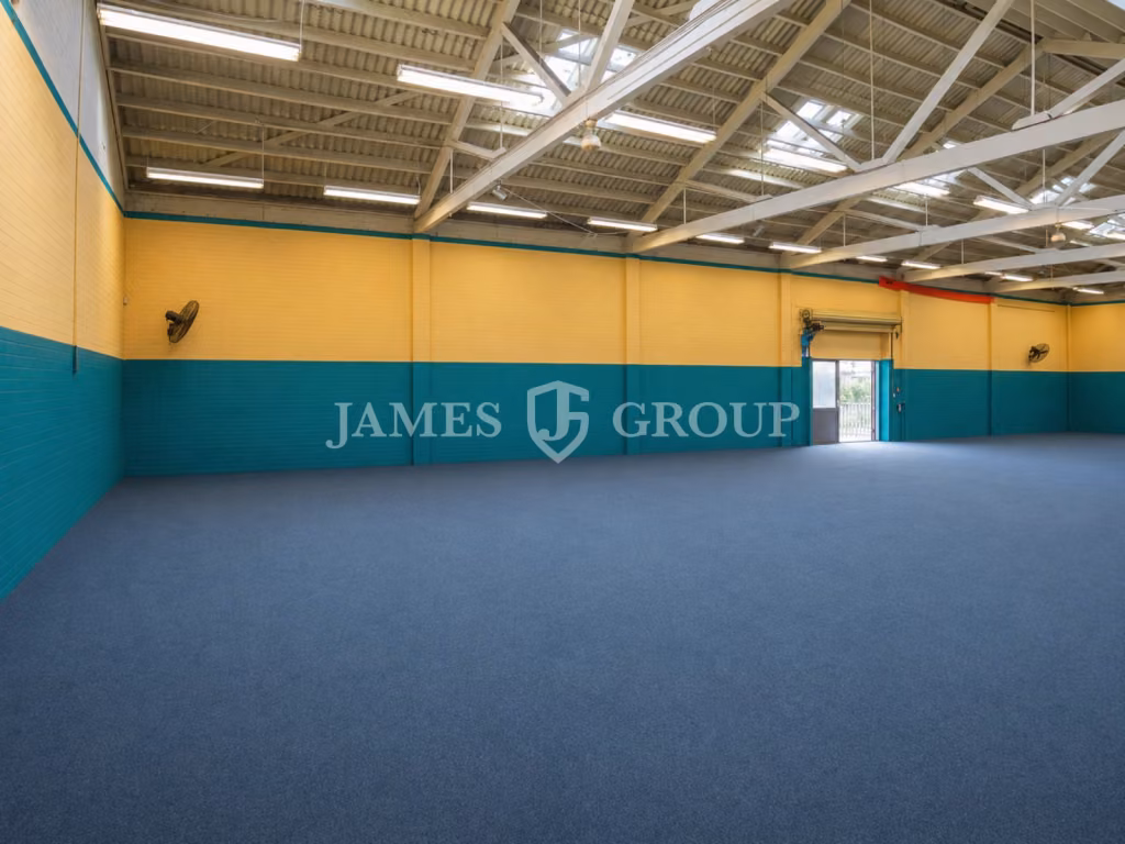 390m² Retail Sublease On Beaumont Street