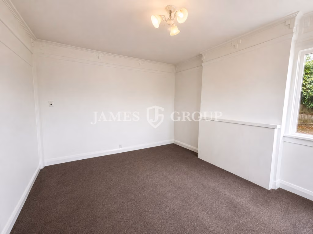 Sunny Ground Floor Office In Mount Eden