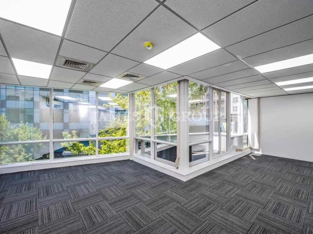 Move-in Ready Office Near Commercial Bay
