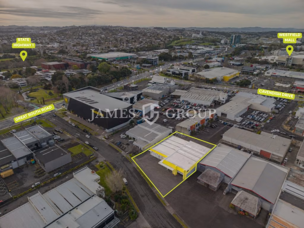 Unbeatable Location, Secure Yard, Landlord Fitout!