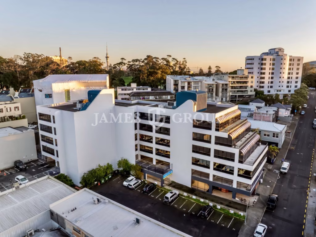 Upgraded Newmarket Office – Multiple Size Options