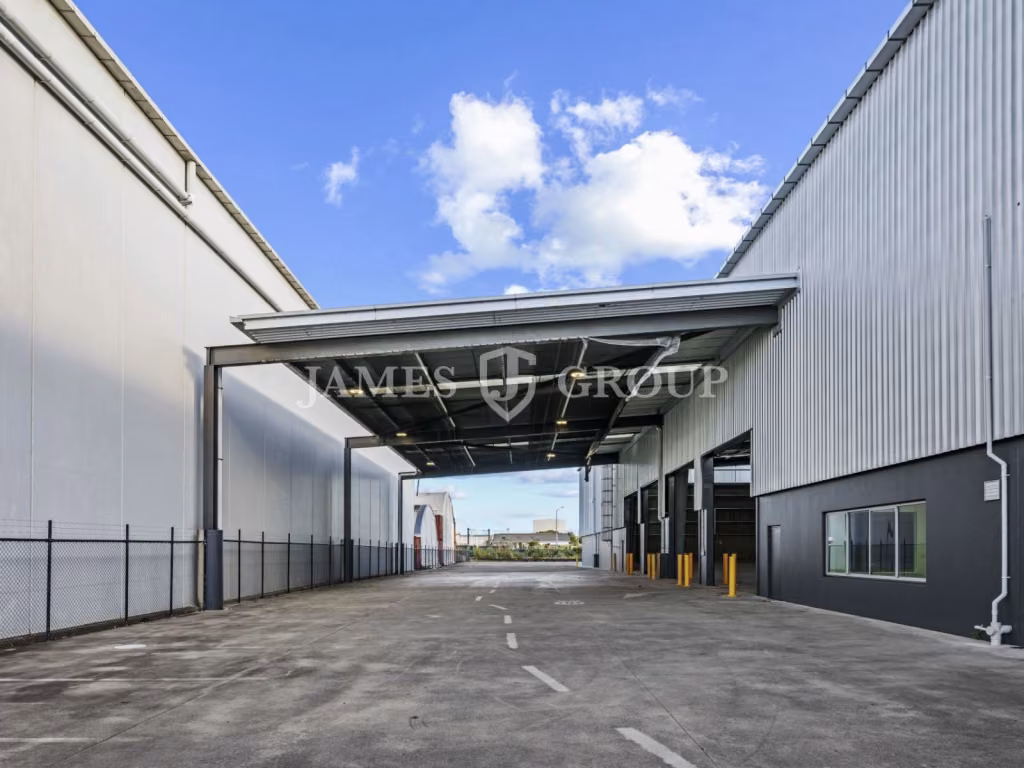 A-grade Industrial | 1,500sqm Yard | M20 Business
