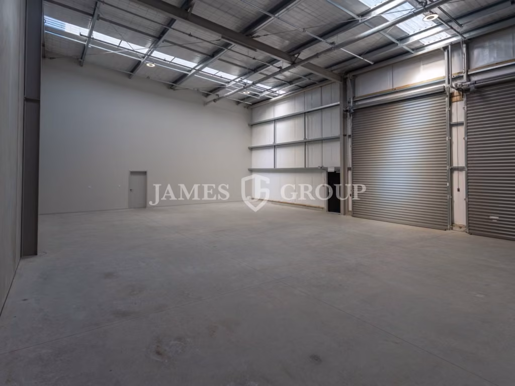 Modern Industrial Unit In Prime Mangere Location