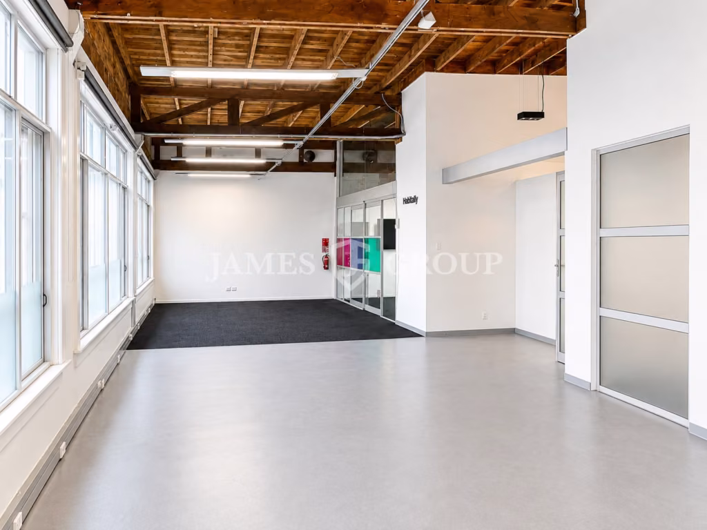 Prime Hospitality Space In Prime K Road Location