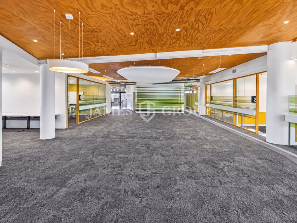 Quality Level 2 Office With Private Decks