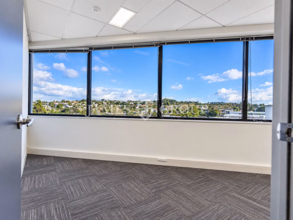 Large-scale Office Opportunity In Ellerslie
