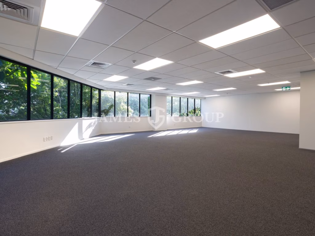 323m² Level 1 Office At Central Park