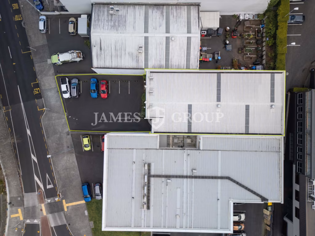 Rare Standalone Opportunity In Grafton