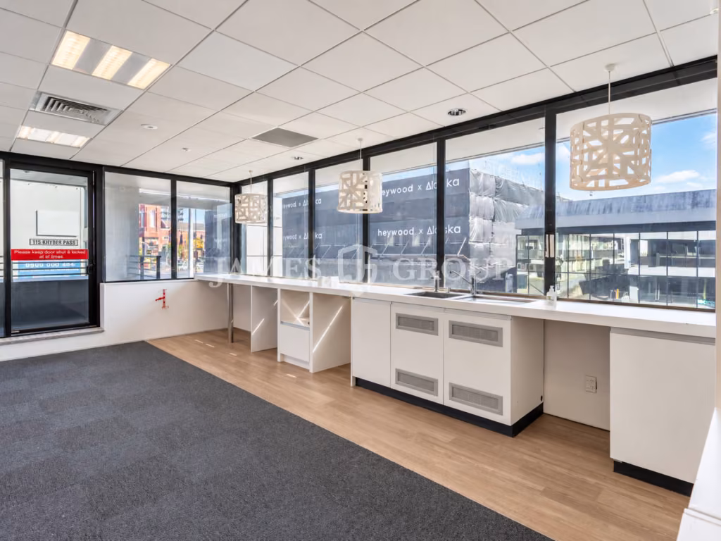 High Profile Tidy Office
