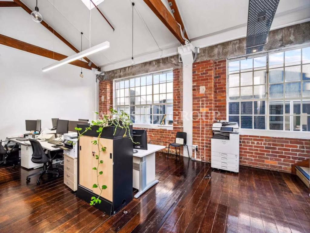 Character Office In Prime Parnell Location