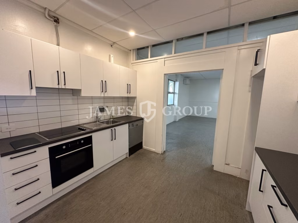 90m² Live/work Space In Mt Albert